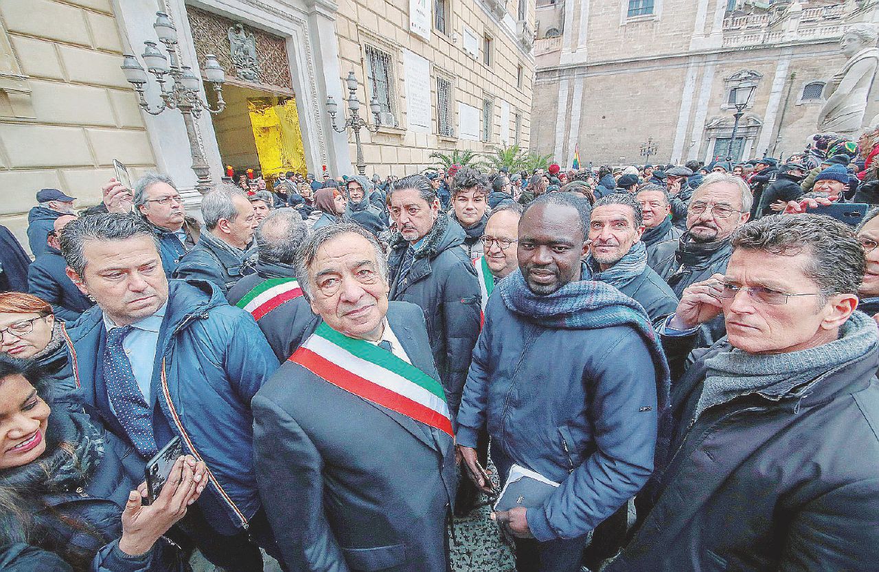 Copertina di “Disobbedire al dl sicurezza è solo un favore a Salvini”