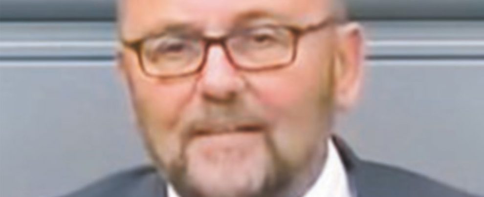 Deputato AfD aggredito a Brema: agguato politico Deputato AfD aggredito a Brema: agguato politico