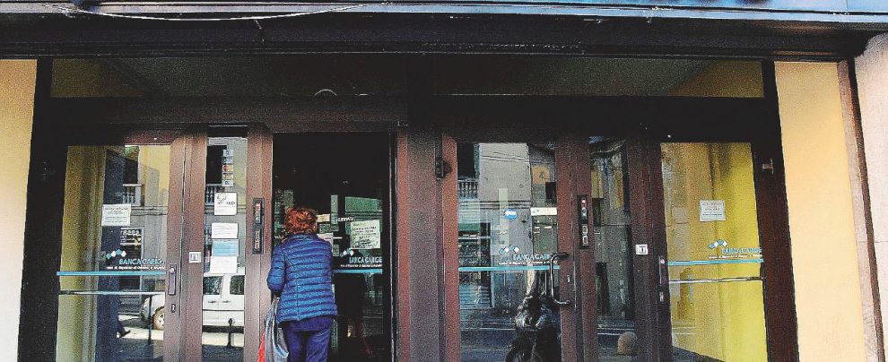 Carige, i gialloverdi copiano il modello Mps di Gentiloni Carige, i gialloverdi copiano il modello Mps di Gentiloni