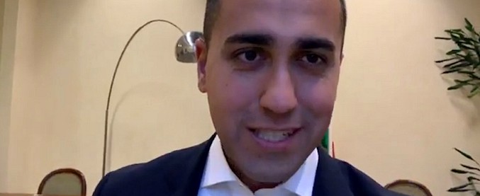 Copertina di Carige, Di Maio: “Chiederemo e pubblicheremo elenco dei debitori. Verificare se ci sono legami politici con ad”