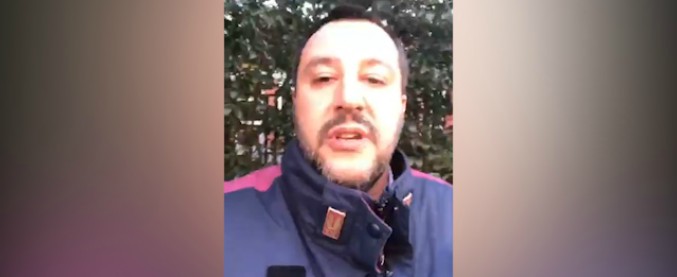 Copertina di Legittima difesa, Salvini: “Pericolosa? Ma per favore… i magistrati leggano la proposta e ci sostengano”