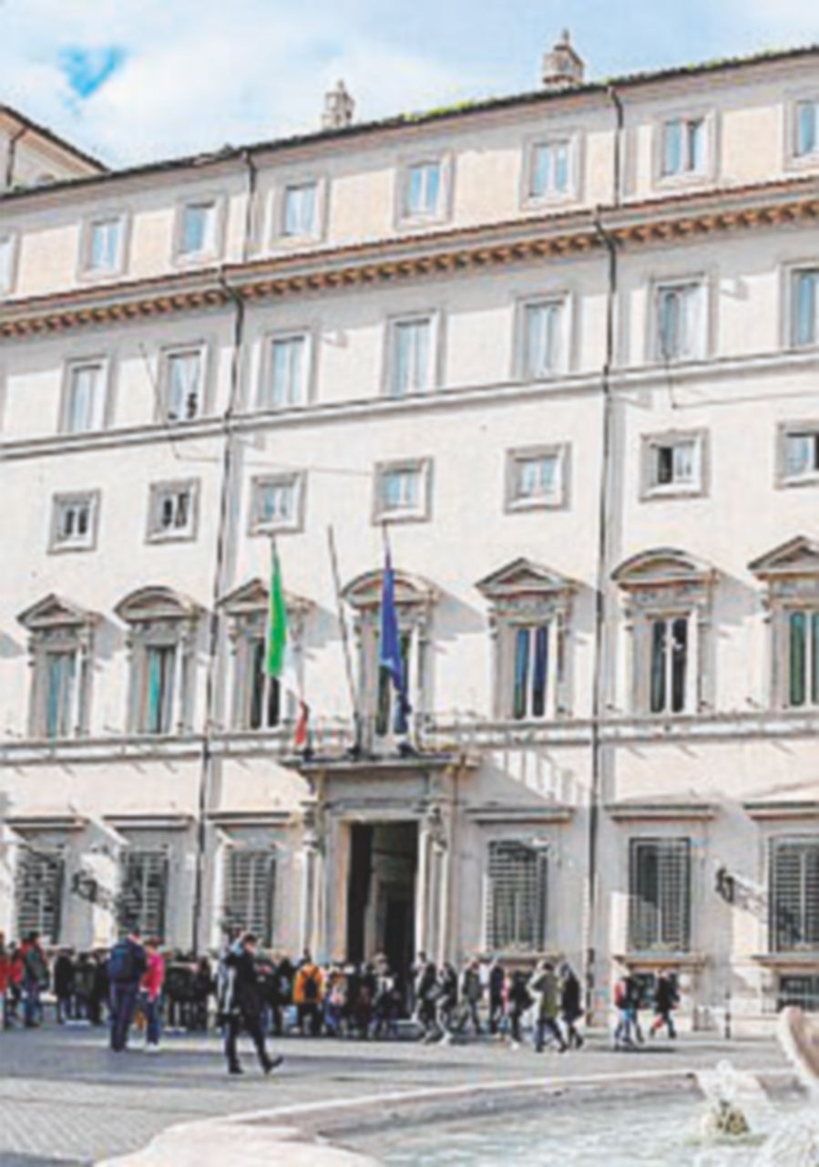 Slittano Quota 100 e reddito: andranno nel Cdm del 18