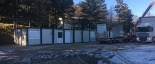 Copertina di Modena, alunni di elementari e medie a lezione nei container per scuole inagibili: sequestrati perché in zona a rischio frane