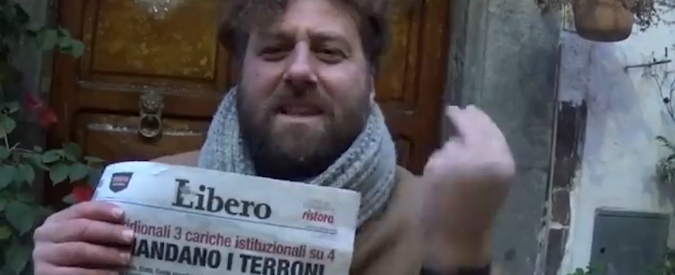 Copertina di Lo sfogo del napoletano contro Libero e Vittorio Feltri: “Fate schifo”. Poi ai meridionali che votano Lega: “Vergognatevi”