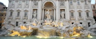 Copertina di Fontana di Trevi, le monetine non più alla Caritas: “Ipotesi è usarle per restauro monumenti e progetti sociali”