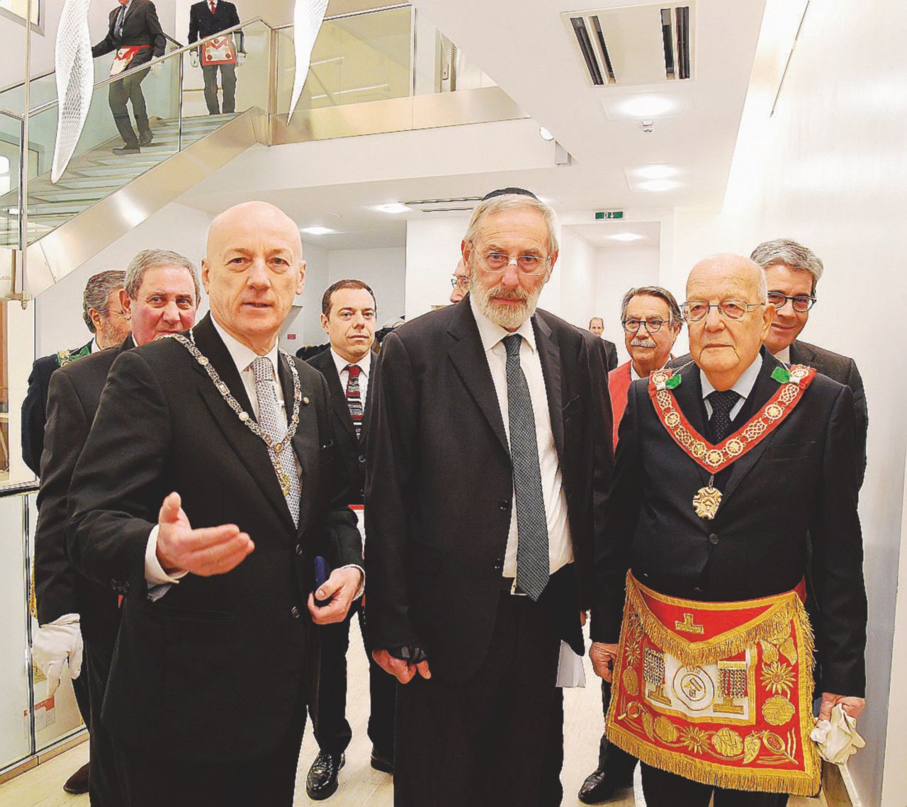 1. - Kippah e grembiule - L’ingresso di Bisi e Di Segni a Casa Nathan. Ha rivelato il rabbino capo di Roma: “Sospettavo di un’affiliazione di mio padre” Gli ebrei e i massoni: “Complotto inventato dalla Civiltà Cattolica”