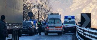 Copertina di Valsugana, maxitamponamento tra 50 mezzi per il ghiaccio: 16 feriti. Croce Rossa allestisce tendopoli