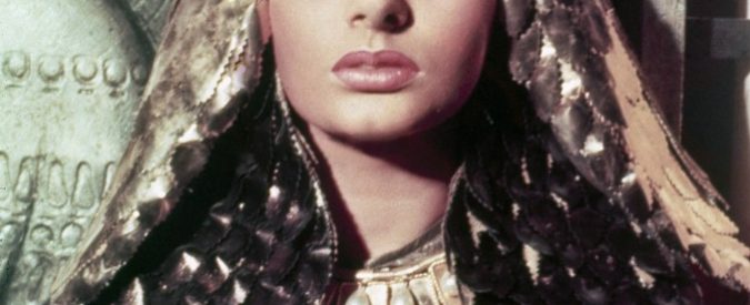 Egitto, “Ho trovato la tomba di Cleopatra”: la rivelazione dell’archeologo Zahi Hawass