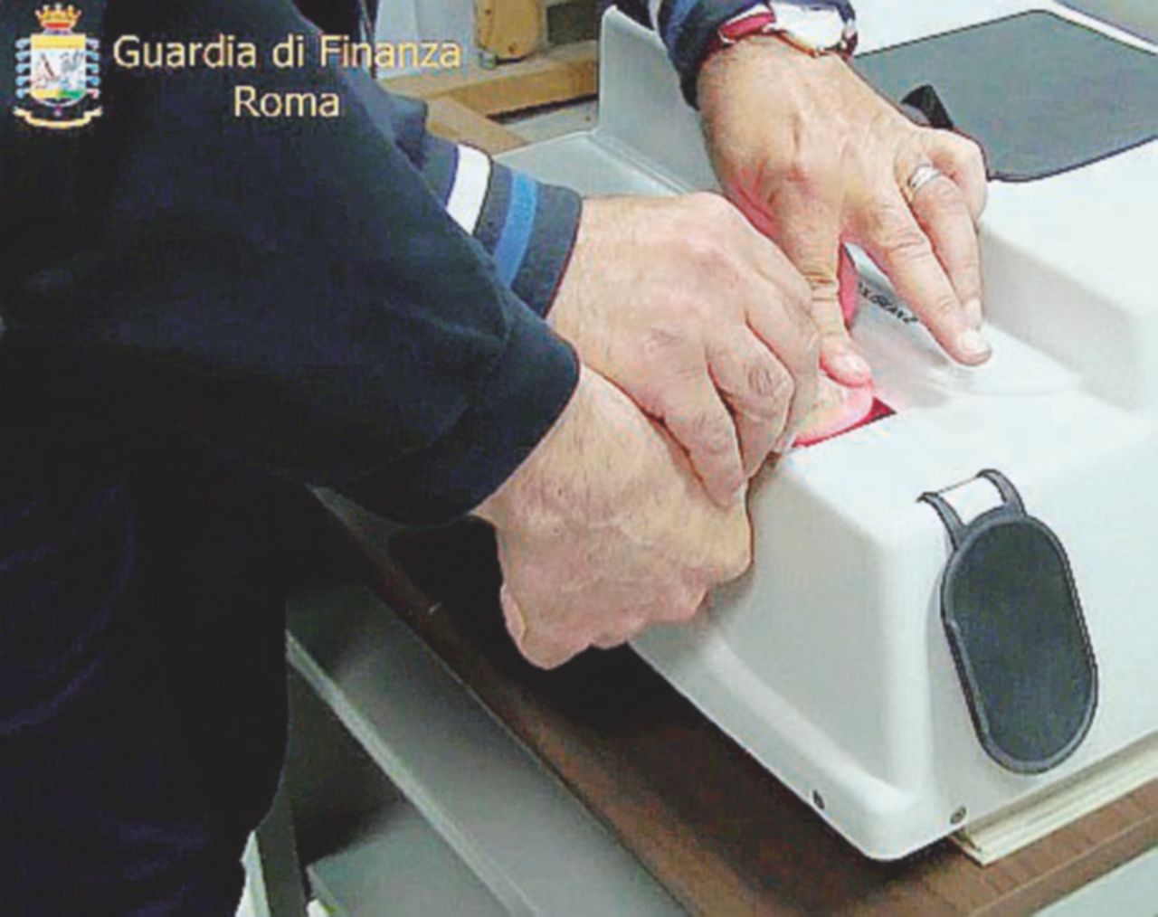 Mazzette all’Archivio edilizio del Campidoglio: tre arresti. Sospesi architetti e geometri