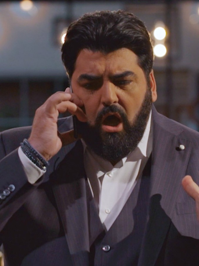 Copertina di Cosa succede quando cucini la carbonara con la pancetta al posto del guanciale? Lo mostrano i The Jackal nel nuovo spot di Masterchef