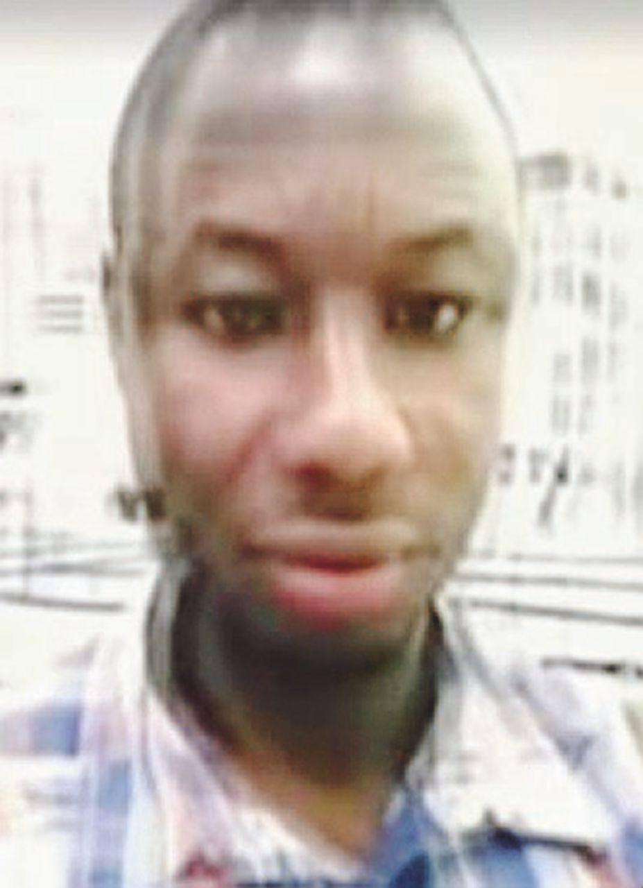 Copertina di Ghana, ucciso Hussein-Suale. Con i reportage da infiltrato smascherò il calcio “sporco”