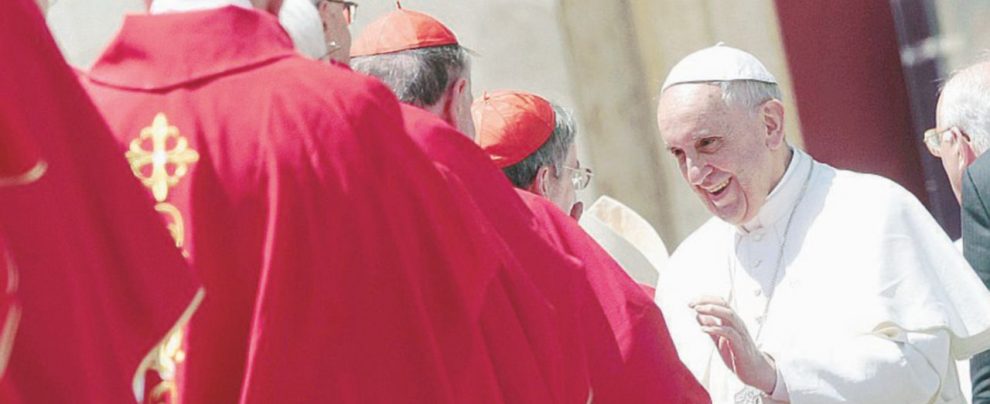 Kasper: “Ecco il complotto” I dossier Usa sui cardinali Kasper: “Ecco il complotto” I dossier Usa sui cardinali