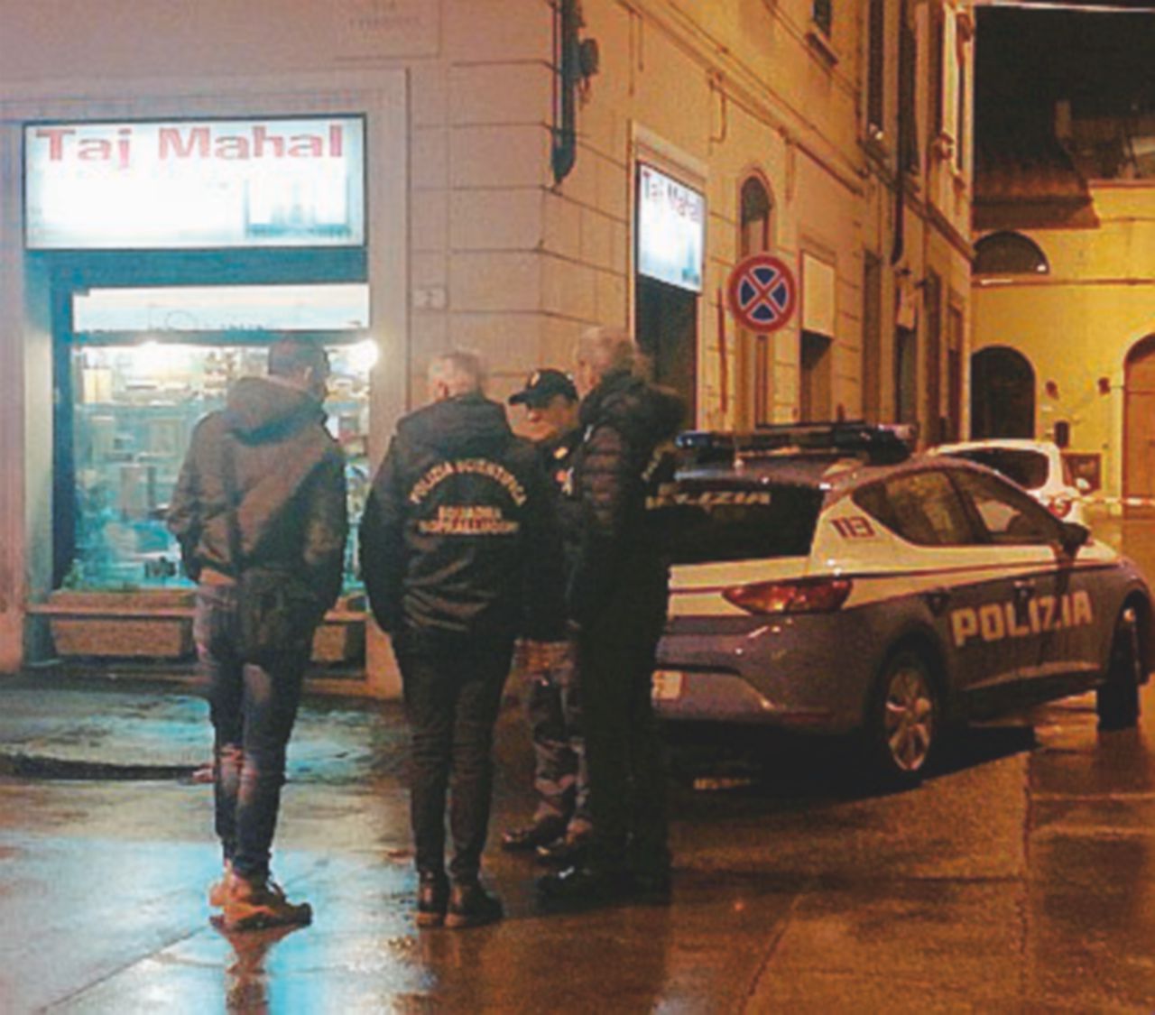 Copertina di Tunisino morto dopo il fermo, Salvini dalla parte della polizia: “Voleva cappuccino e brioche?”