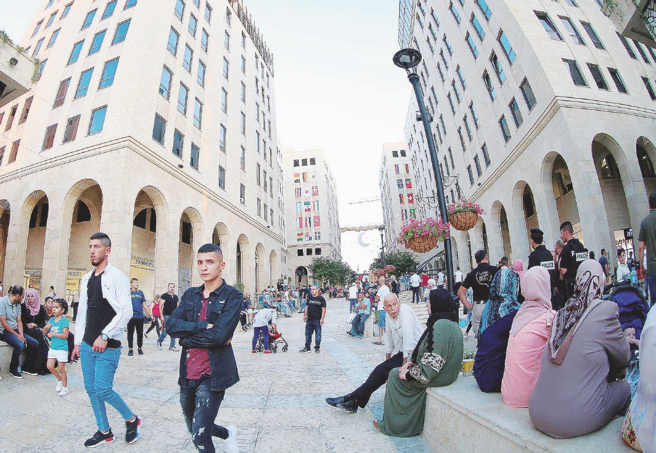 Ramallah, palestinesi fuori dalla polveriera Ramallah, palestinesi fuori dalla polveriera