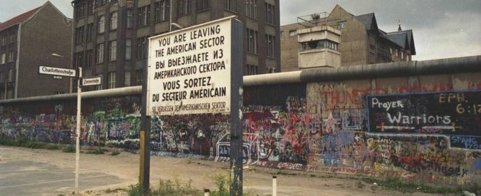 Muro di Berlino, chi l’ha costruito? A 30 anni dalla caduta è ancora un problema