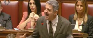 Copertina di Referendum, Baldelli (FI) scatenato contro M5s-Lega: ‘Siete matti!’. Poi l’ironia: ‘Parlamento sostituito da supermercato’