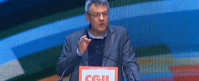 Copertina di Cgil, Landini all’Assemblea: “Noi uniti di fronte a sinistra frantumata. Nostra ambizione è cambiare la società”