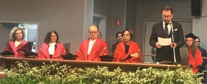 Prescrizione, critiche dei magistrati da Firenze a Milano: ‘Rischio effetti opposti’. Bonafede: “Giustizia non sia solo teorica”