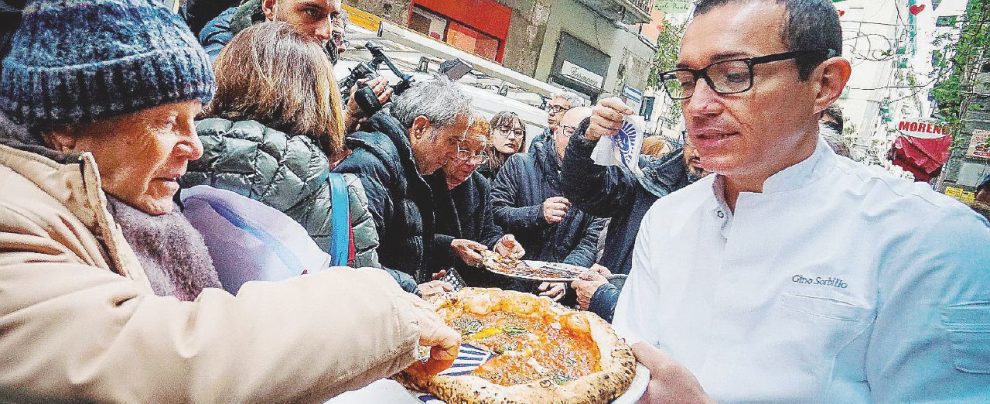 Sorbillo, anche la bomba è l’anima del commercio Sorbillo, anche la bomba è l’anima del commercio
