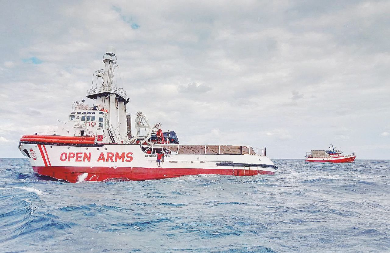 Migranti, intervista all’ex agente della nave di Save The Children: “Io, talpa pentita della Lega: non mi han dato un lavoro”