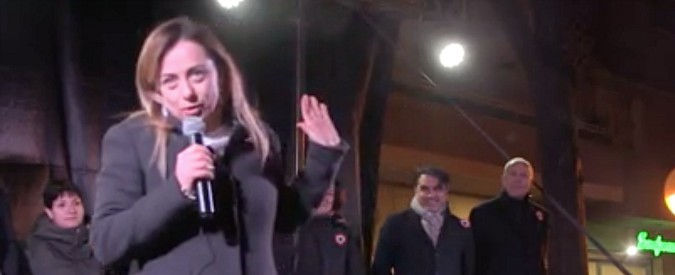 Copertina di Lino Banfi all’Unesco, Meloni: “Dicono che fosse destinato all’Unicef. Ma Di Maio non sa distinguerli”