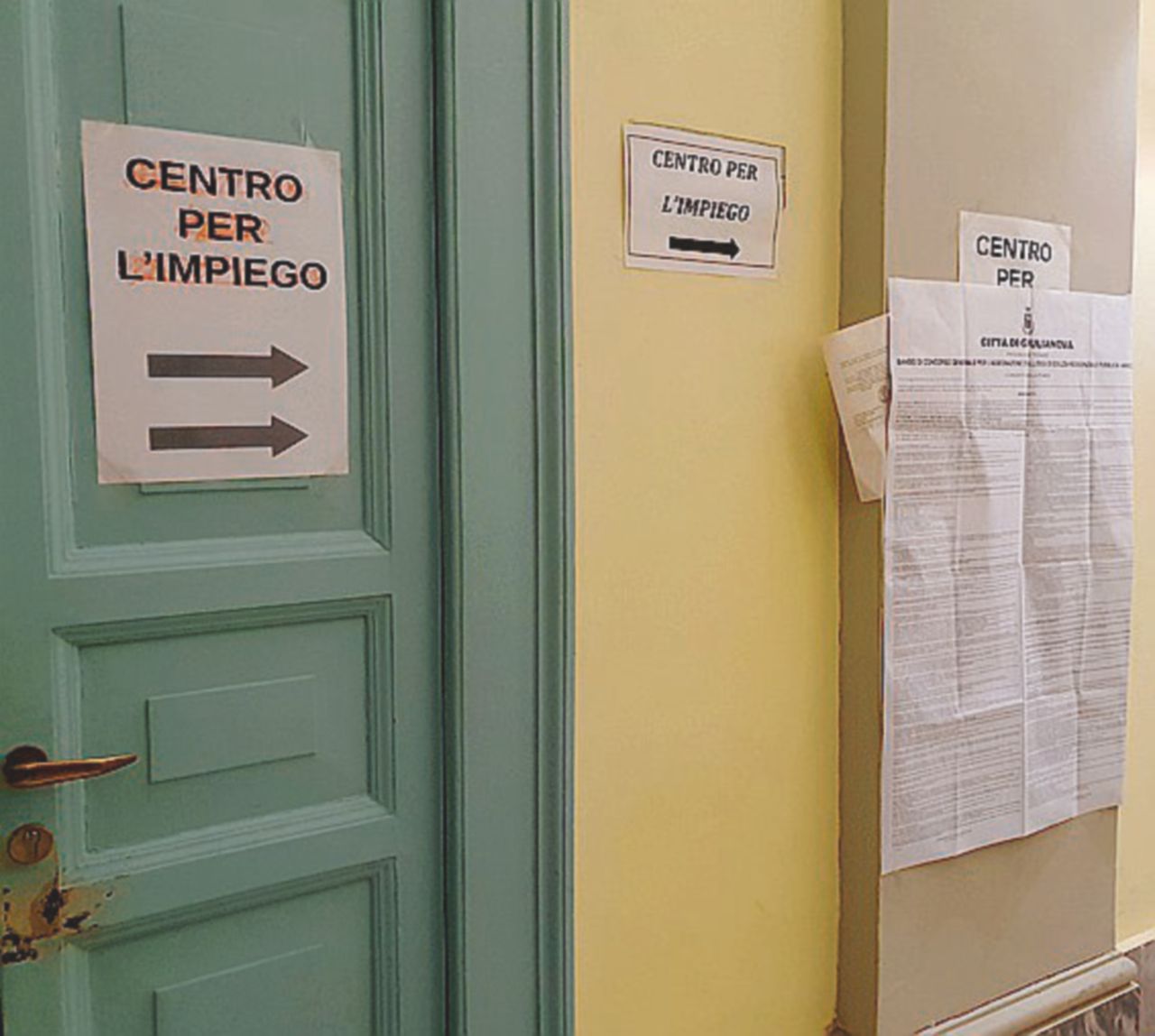 In Abruzzo a gestire le domande dei 250 mila aventi diritto ci si sono solo 169 impiegati