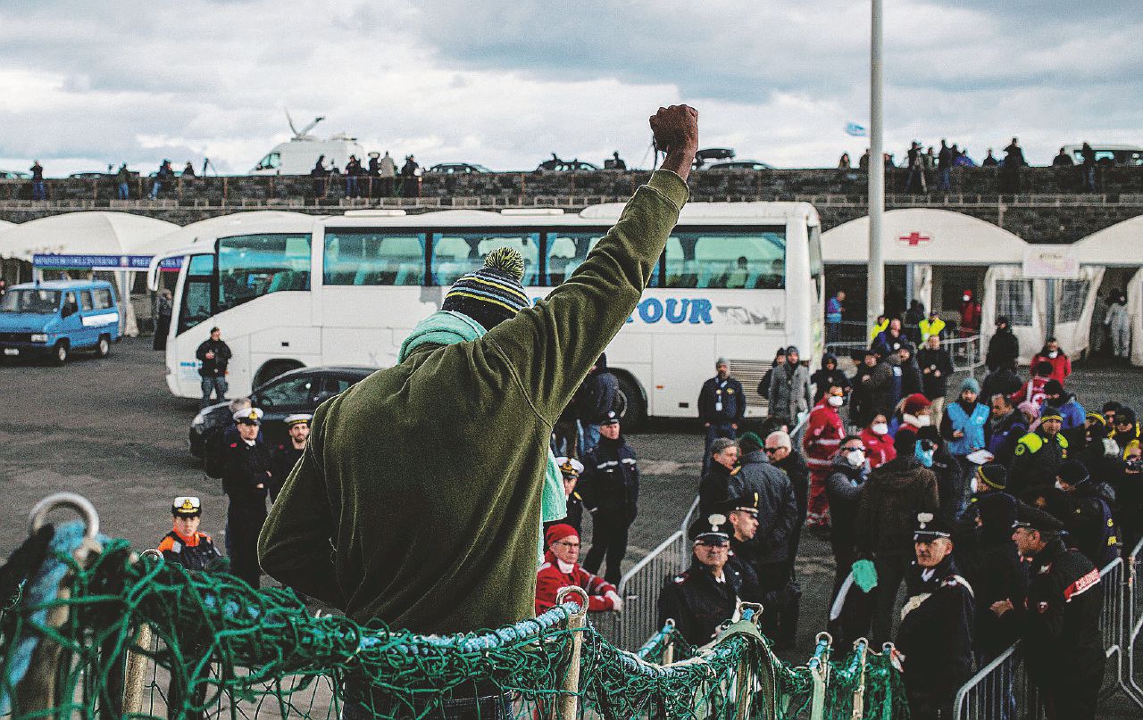 “Finalmente terraferma”. I 47 migranti a Catania “Finalmente terraferma”. I 47 migranti a Catania