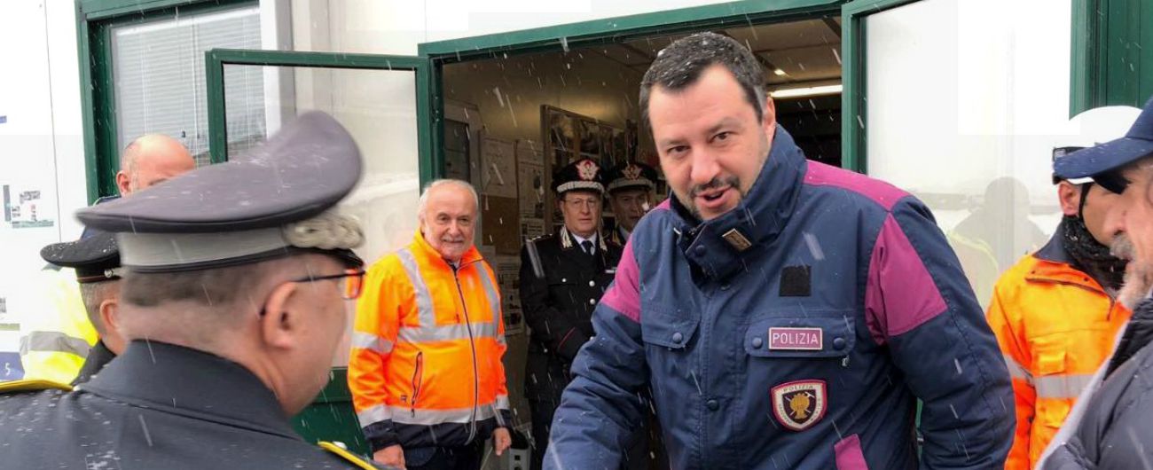 Tav, Salvini a Chiomonte: “Prima si fa e meglio è”. Muro M5s: “Basta chiacchiere, opera inutile e un cantiere non c’è”