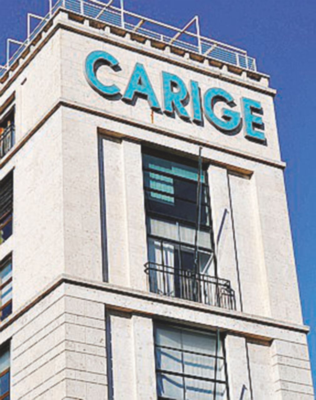 Copertina di Di Maio: “Ecco chi ha affossato Carige”