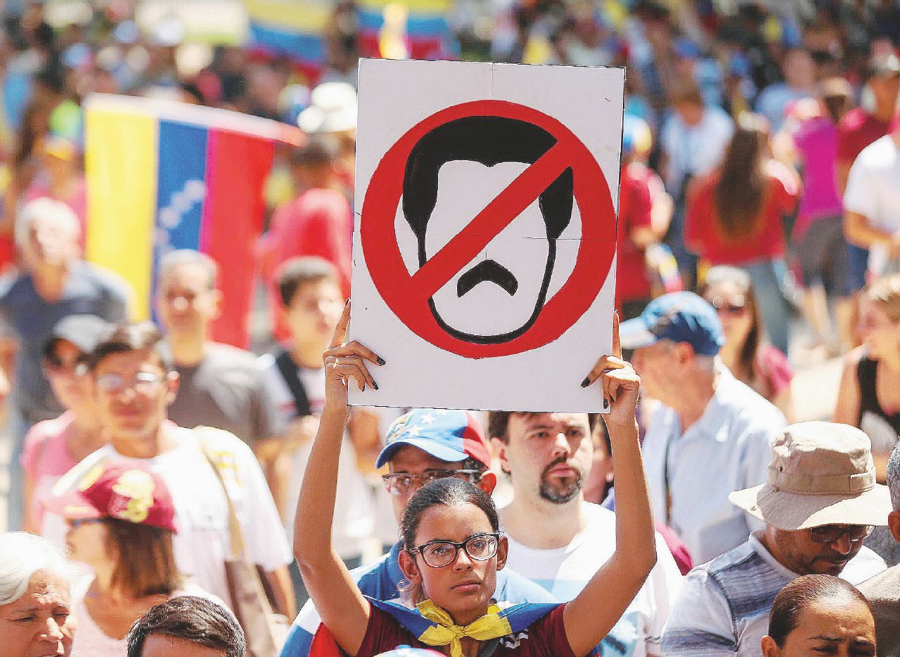 Maduro: Salvini e Mattarella in sintonia contro Di Battista