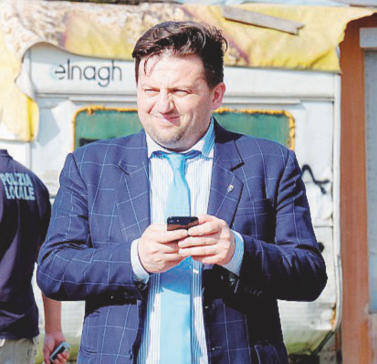 Copertina di Caso Appendino-Pasquaretta, il “pit bull” non va in Procura. Perquisizioni in Comune