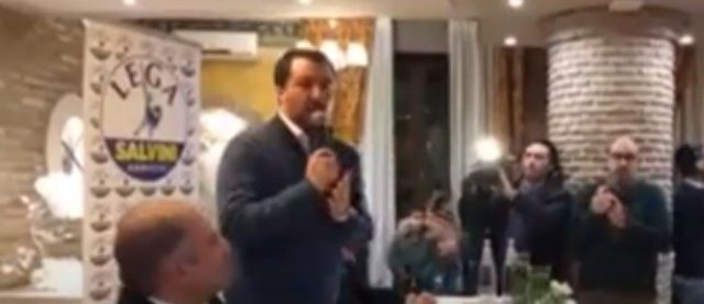 Regionali Abruzzo, Salvini al comizio: “Veloci, c’è Sanremo…”. E ironizza su Baglioni e Bisio