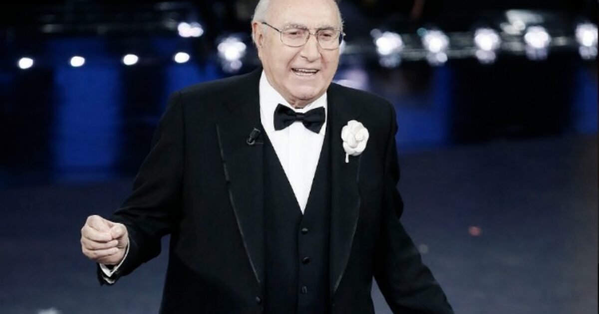 Sanremo 2019, Pippo Baudo sul palco dell’Ariston, i fan si infuriano: “È una vergogna”