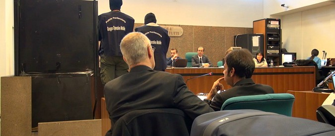 Copertina di Brusca conferma il racconto dell’orologio visto dal boss Graviano al polso di Berlusconi. Il video dall’aula