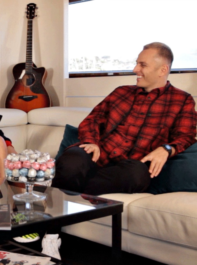 Copertina di Sanremo 2019, Ghemon a Casa Billboard: “Dal mio primo album a oggi, 12 anni step by step”