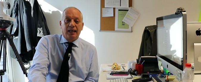 Copertina di Fq Millennium, come evadere il fisco e vivere felici. Peter Gomez: “In Italia troppe tasse ma anche troppi ladri”