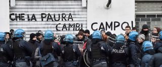 Copertina di Torino, sgomberato centro sociale occupato da 24 anni: arrestati sei anarchici. Sono accusati di terrorismo