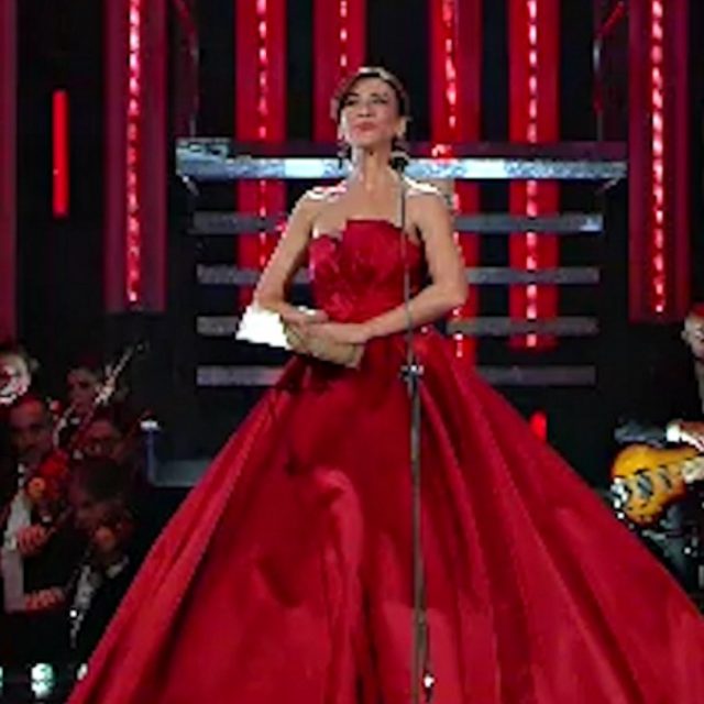 Sanremo 2019, Virginia Raffaele e il suo personale omaggio alla lirica: la sua “Habanera” stupisce e conquista il Festival