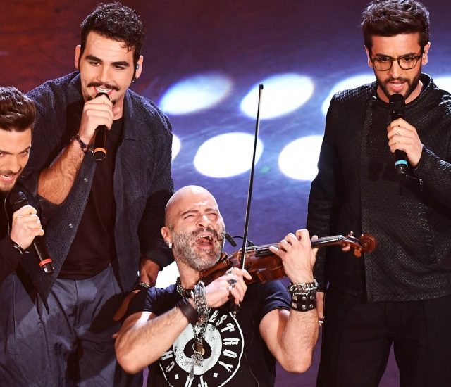 Sanremo 2019, de Il Volo salvo solo il violinista Alessandro Quarta. La standing ovation è stata inquietante