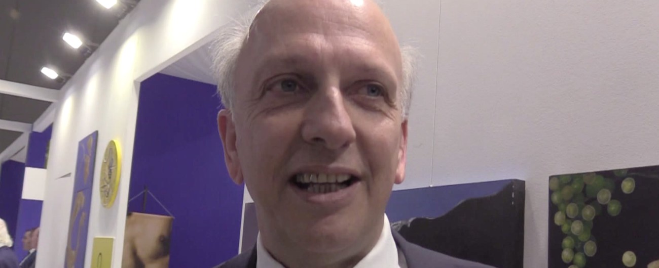 Copertina di Scuola, Bussetti chiarisce: “Non esiste scuola del Sud o del Nord. Solo scuola italiana”