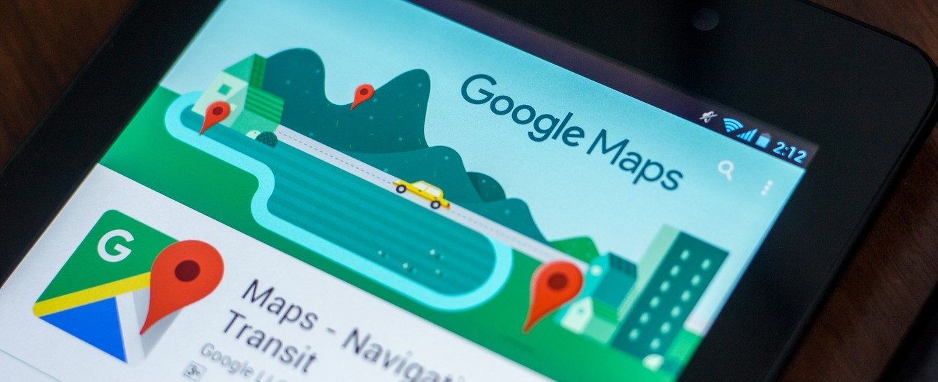Google Maps sperimenta la Realtà Aumentata e l’Intelligenza Artificiale per guidare meglio i pedoni a destinazione