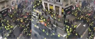 Copertina di Lione, tensioni in centro tra due fazioni opposte di manifestanti: gilet gialli di sinistra contro quelli di destra