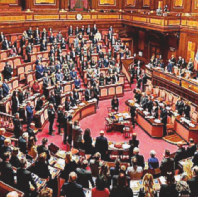 Decretone, 1.570 emendamenti: più vincoli sul reddito di cittadinanza Decretone, 1.570 emendamenti: più vincoli sul reddito di cittadinanza