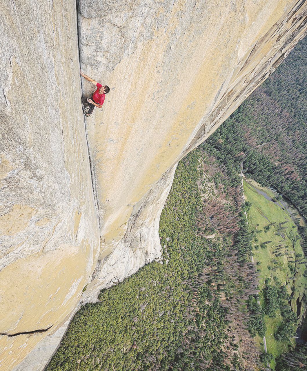 Copertina di Senza corde verso l’eternità: un climber impressiona Hollywood