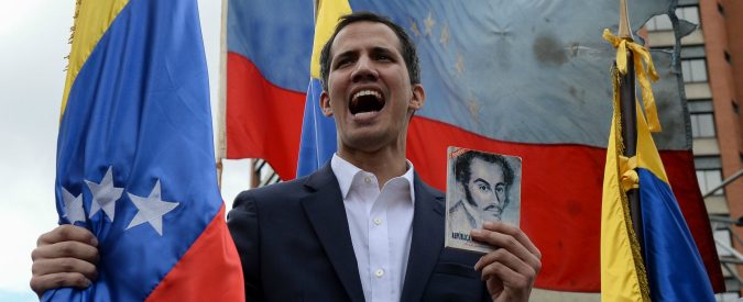 Venezuela, Guaidó è un golpista? Ecco cosa dice la Costituzione