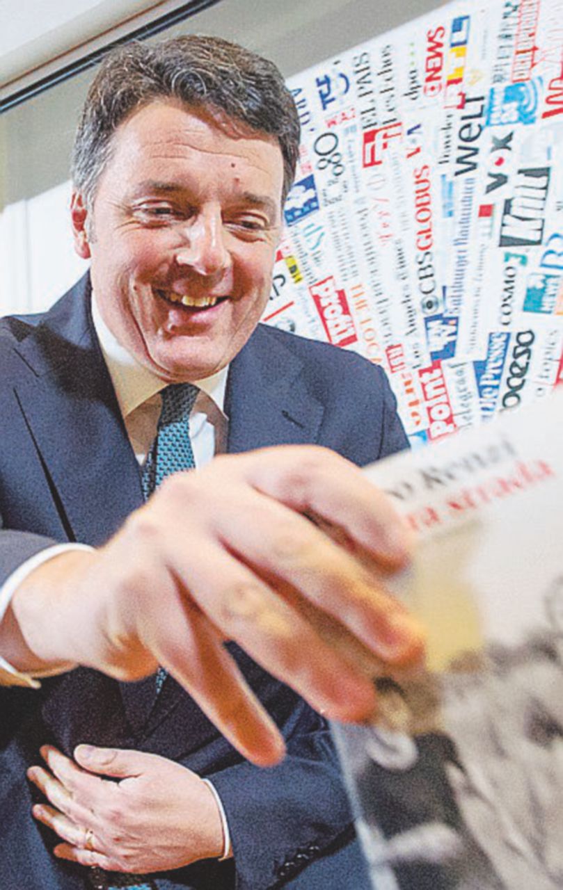 Renzi festeggia San Valentino con i suoi ultrà