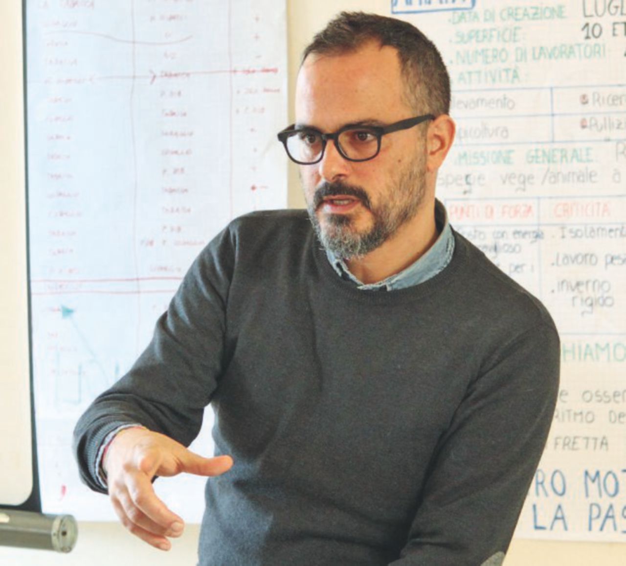 Copertina di “Li hanno resi fantasmi e quello è il loro rifugio”