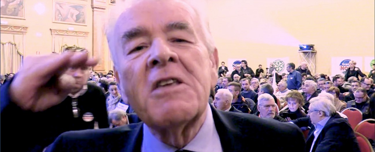 Copertina di Bernardelli (Grande Nord): “Salvini come Di Maio, peggio di Wanna Marchi. Bossi? Non può che essere schifato”