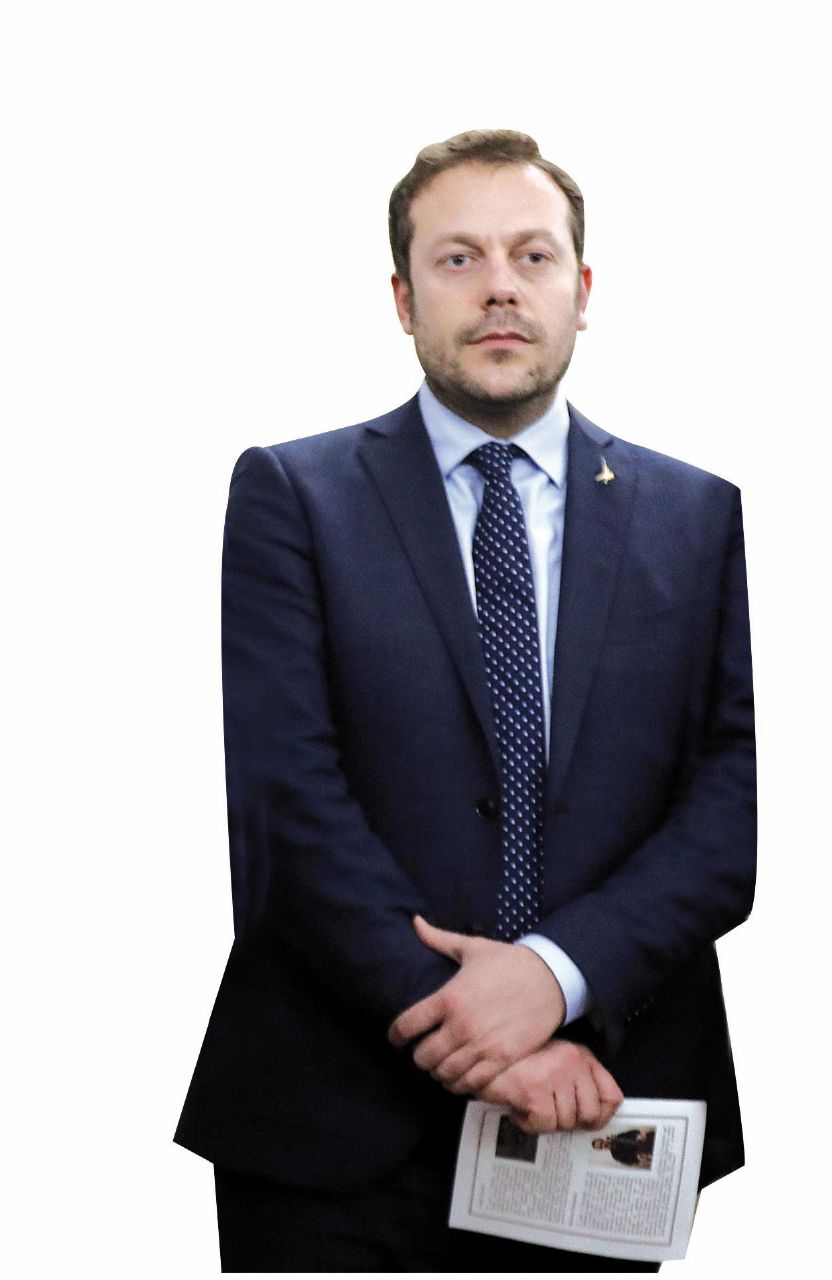 Copertina di Candidati e favoriti