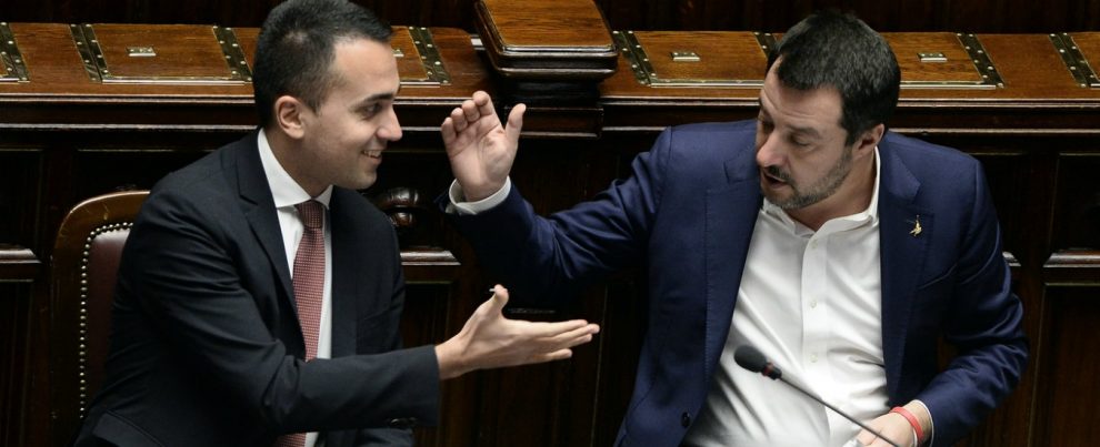 Fondi alla Lega, si continuerà a far finta di nulla. Teniamo tutti la testa sotto la sabbia